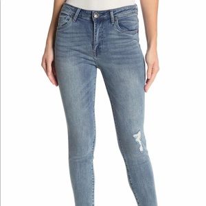 Kut from the Kloth Connie high rise ankle skinny